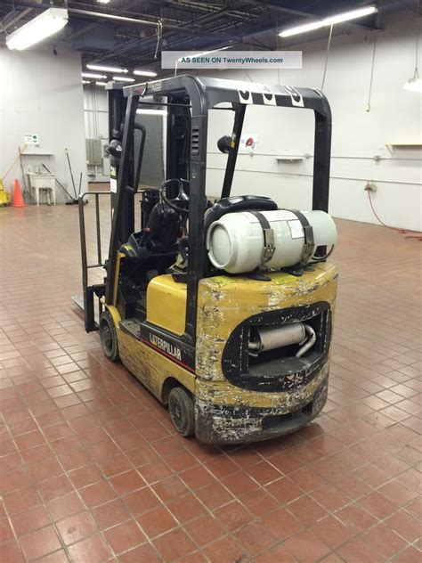 Caterpillar Side Shifter Forklift With 42 Inch Forks