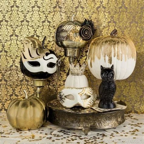 34 Elegant Halloween Decorations That Are So Chic Its Scary
