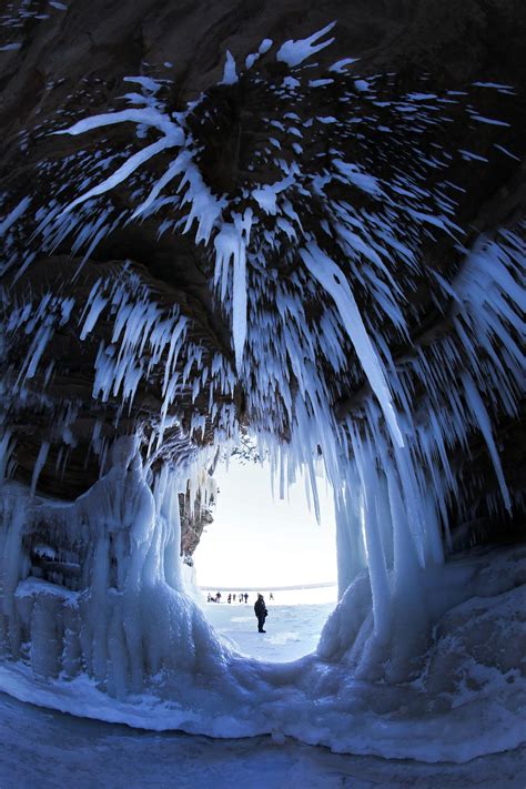 Lake Superiors Dazzling Ice Caves