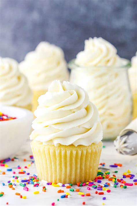 the best vanilla buttercream frosting quick and easy no fail recipe 2022