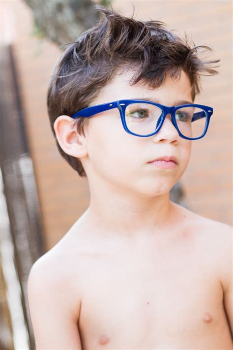 Cómo Hacer Fotos A Niños Con Gafas
