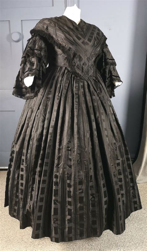 Details About Grand 1850s 1860s Crinoline Mourning Maternity Dress