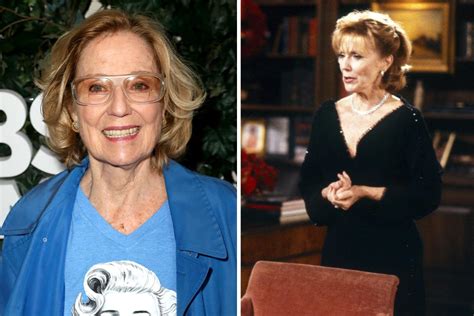 Elizabeth Hubbard Nomin E Aux Emmy Awards Pour As The World Turns