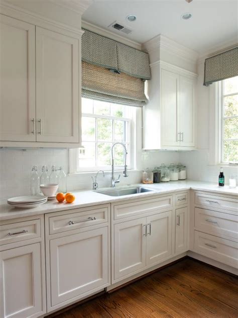 25 clever window treatment ideas under $25 25 photos you don't have to blow your budget to bring beautiful window treatments into your home. Creative Kitchen Window Treatments: HGTV Pictures & Ideas ...