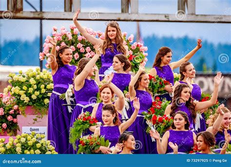 Portland Grand Floral Parade 2016 Editorial Image Image Of United