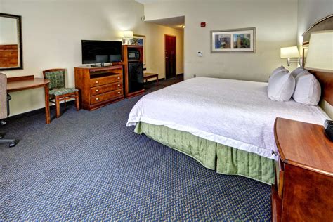Maybe you would like to learn more about one of these? Hampton Inn Quincy, FL - See Discounts