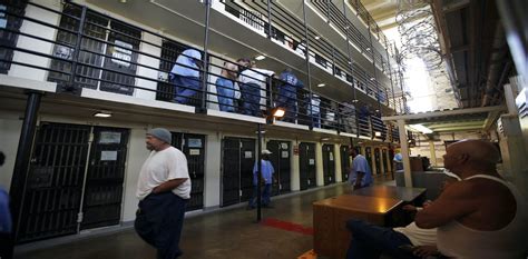 Mental Health Care For Prisoners Could Prevent Rearrest But Prisons