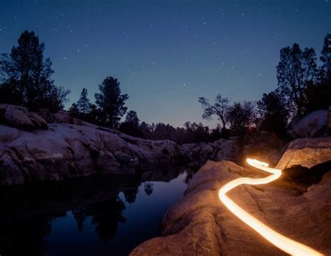 Lovely Photos Of Light Painting In Landscapes By Justin Carrasquillo