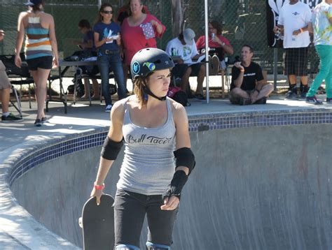 Amelia brodka to czołówka światowej deskorolki. S1 Helmet Co | Official Blog : Amelia Brodka