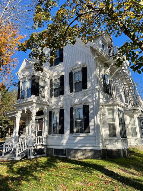Sands House 425 Main Street Saco Maine Built In 1875 Using The