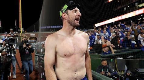 Look Dodgers Max Scherzer Goes Shirtless Again In Nlds Victory
