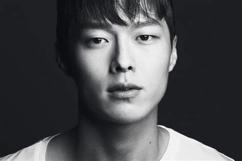 The photos aren't exactly very great but i miss oppa and i saw these photos so i have to post it. Jang Ki Yong Talks About Taking On Diverse Roles As Actor, His Hobbies, And More | Soompi