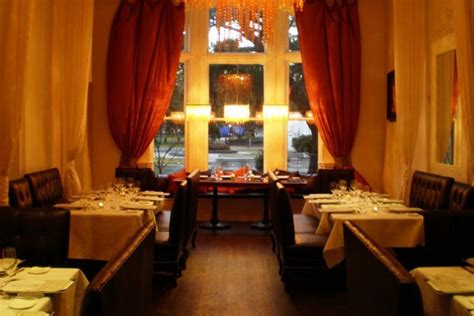 The best restaurants in savannah, georgia. 700 Drayton Restaurant: Savannah Restaurants Review ...