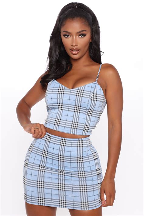 Best In Sass Plaid Crop Top Blueblack In 2021 Plaid Crop Top Crop Top Outfits Fashion