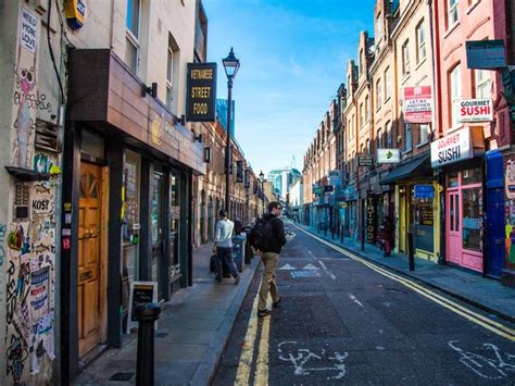 20 Best London Suburbs For Tourists From Notting Hill To Shoreditch