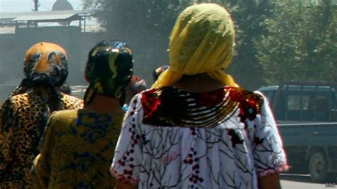 وزارت خارجه آمریکا زنان تاجیک را در عراق و سوریه به بردگی جنسی می‌فروشند Bbc News فارسی