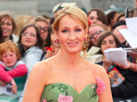 Harry Potter Author Jk Rowling Finally Apologises For Killing Snape