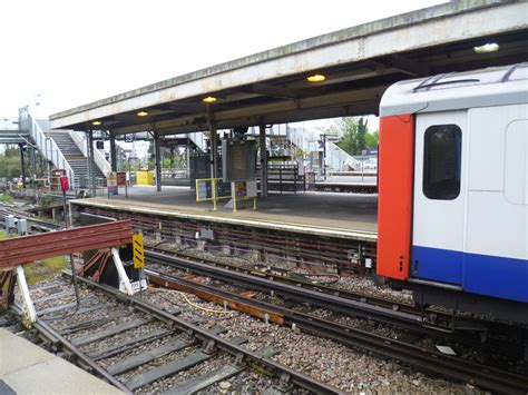 Upminster Station © Marathon Cc By Sa20 Geograph Britain And Ireland