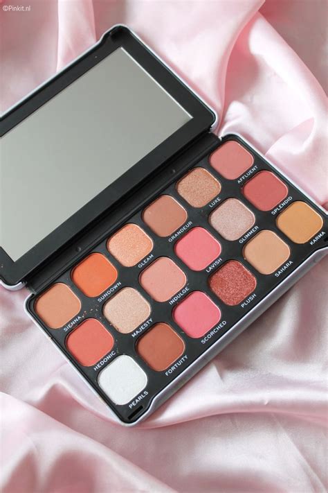 Revolution foil frenzy creation eyeshadow palette. MAKEUP REVOLUTION FOREVER FLAWLESS DECADENT - Oogschaduw ...