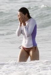 Jessica Biel In Bikini Bttom In The Ocean In Puerto Rico Hawtcelebs
