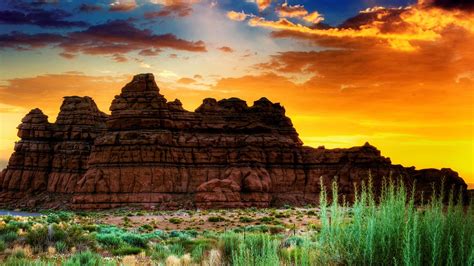Beautiful Desert Rock Formation Wallpaper Other