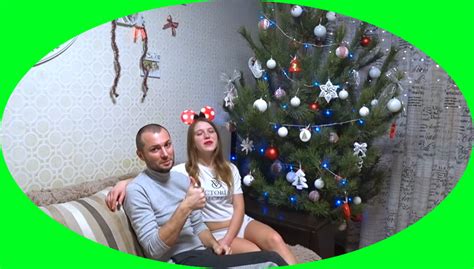 Dress Up The Christmas Tree Shantal 2020