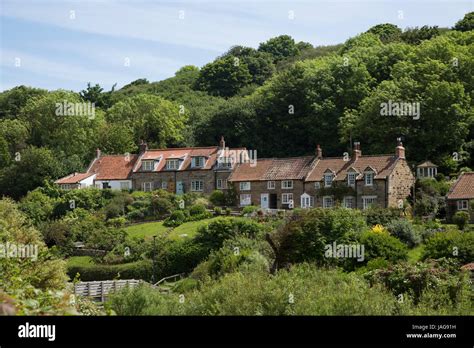 Yorkshire Village Cottages Hi Res Stock Photography And Images Alamy