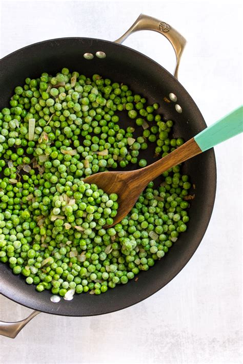 Easy Indian Spiced Peas 20 Minutes Robust Recipes