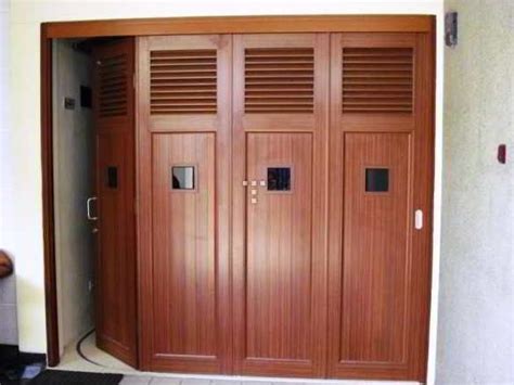 Menjadi murah atau tidak sebenarnya tergantung pada kesesuaian harga dan kualitas produk.kita akan anggap murah jika ada pembandingnya.misalkan jika kita tanya di bengkel. ⊕ 50+ model & harga pintu garasi minimalis terbaru (lipat ...