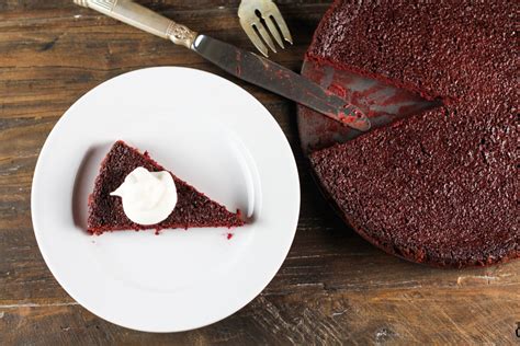 My vegan red velvet cake recipe and vegan frosting. Red Velvet Torte {flourless} | Comfy Belly Recipes ...