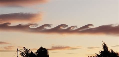 Photos Kelvin Helmholtz Clouds Spotted In Portland Kmtr