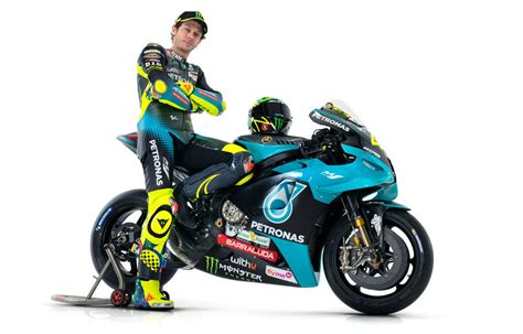 Valentino Rossi Con Los Colores Del Petronas Motogp 2021 Club Del