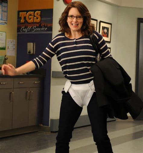 Tina Fey Signs Off ‘30 Rock ’ Broken Barriers Behind Her The New York Times