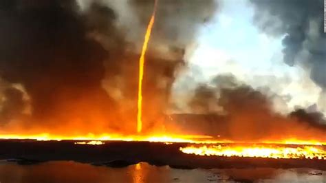 Tornadoes come in many sizes, but they typically take the form of a visible condensation funnel whose narrow end touches the earth and is. #LaImagenDelDía: Sorpresivo tornado de fuego | Video | CNN