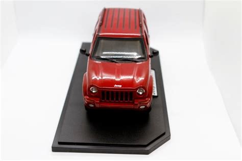 2002 Jeep Liberty Matchbox Collection 118 Scale