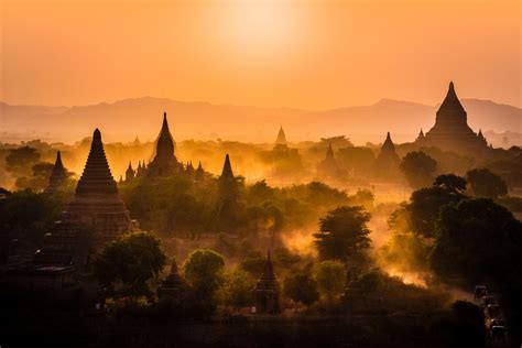 Dusty Sunset Over Bagan Bagan Dream Vacation Spots Beautiful Sunset