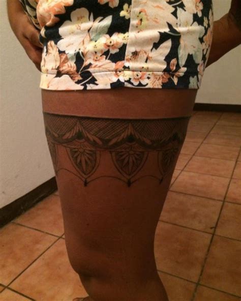 50 Lace Belt Garter Tattoos Designs 2023 Gun Bow On Thigh Leg