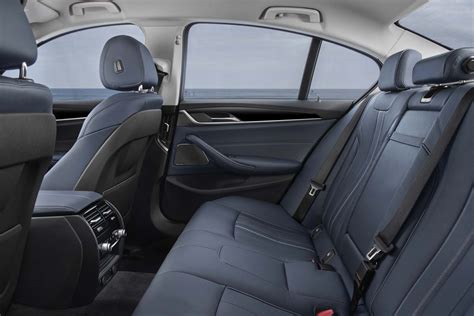 The bmw m3 sedan develops a sporty 353kw of power and a torque of 550 nm. BMW Launches 530e iPerformance, M550i xDrive for 2018 | Automobile Magazine