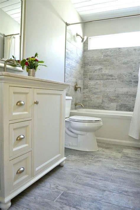 The home depot is a great place to buy your bathroom essentials and remodeling materials. 20+ Gorgeous Bathroom Remodel Ideas On A Budget | Simple ...
