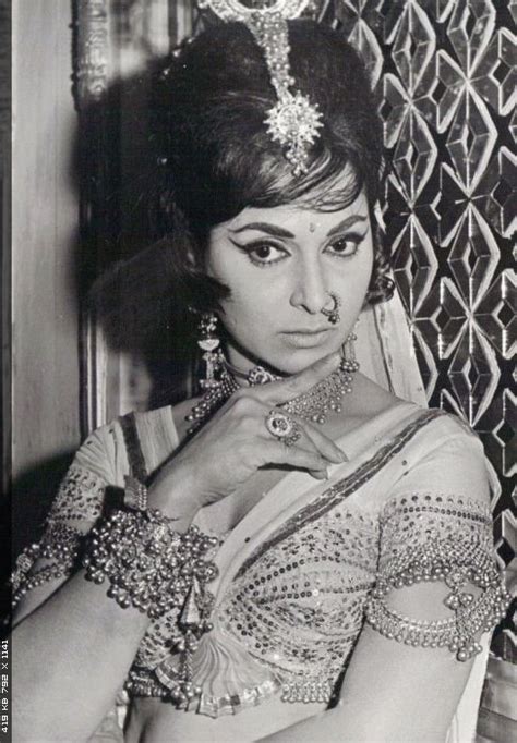 waheeda rehman vintage bollywood bollywood old film stars
