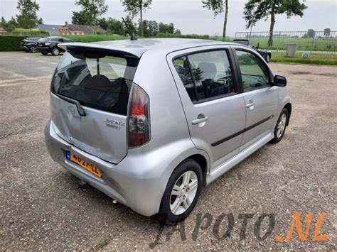 Daihatsu Sirion V Dvvt Sloopvoertuig Grijs