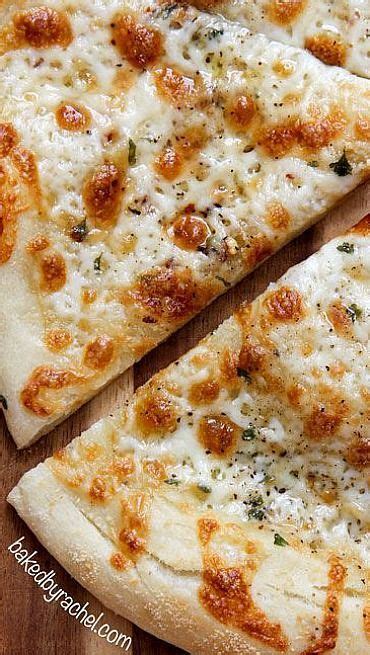 I have no idea what it taste like. Thin Crust Two-Cheese White Pizza | New york style pizza ...