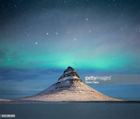 Mount Kirkjufell Photos And Premium High Res Pictures Getty Images