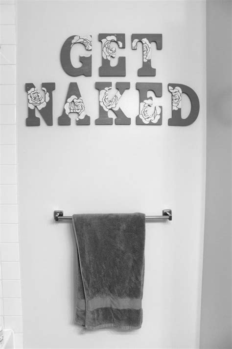 Are you looking for easy bathroom wall decor ideas that will transform a boring space into a beautiful one? Cute DIY Bathroom Wall Art. Maybe not so much in guest ...