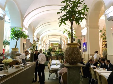 Aktuelles zur börse, nachrichten, expertenwissen, aktien, dax, news zu wirtschaft, börsenkurse und börse aktuell. Restaurant Hansen - STADTBEKANNT