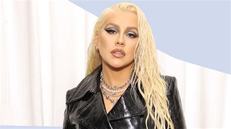 christina aguilera just re created her iconic 2002 ‘dirrty chaps glamour uk