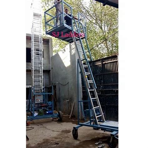 4ft X 4ft Platform Extension Ladder At Rs 95000 Piece Platform