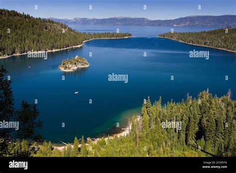 Fannette Island In Emerald Bay State Park Lake Tahoecalifornia Usa