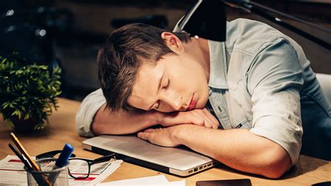 Sono Depois Do Almoco