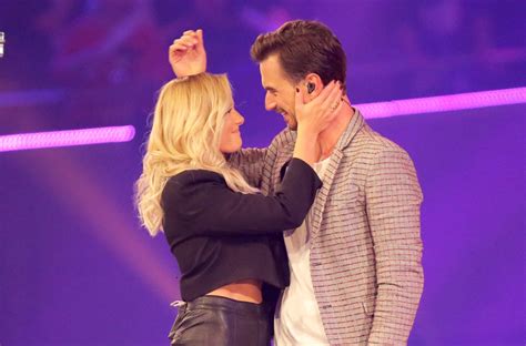 Seit ende 2018 wissen wir: Helene Fischer & Florian Silbereisen: Therapeut erklärt ...